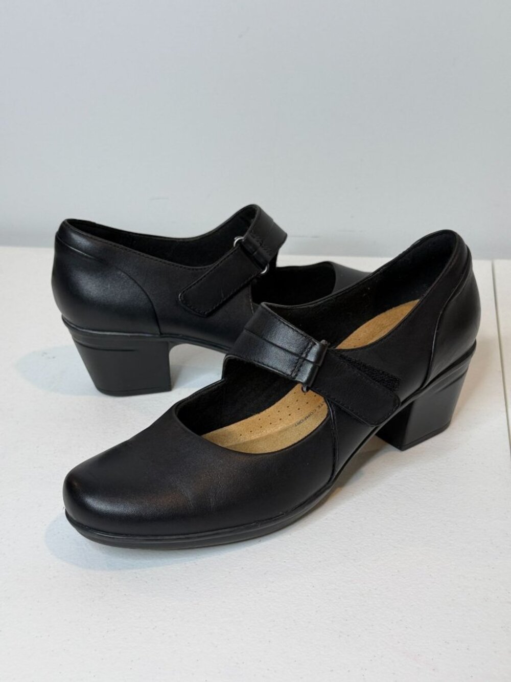 Clarks Black Mary Jane Comfort Block Heel Shoes Size 9M